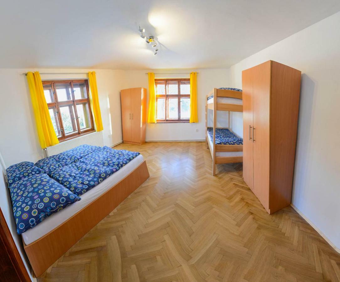 Apartmany Pod Klasterem Кралики Экстерьер фото